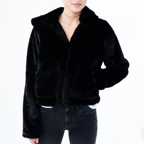 Aeropostale Faux Fur Jacket Black Women’s Sz M Pockets Hood - Picture 2 of 12